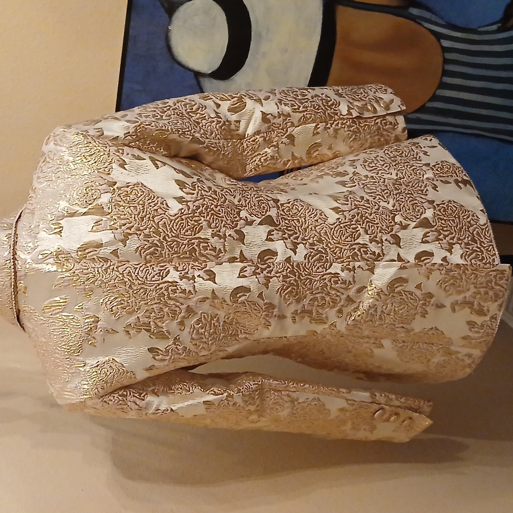 Brocade Blazer - Picture 4 of 4